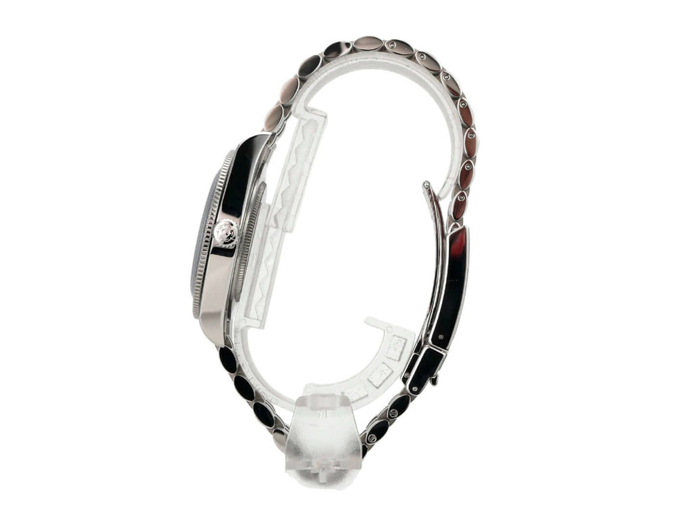 Tudor Heritage Black Bay 54 M79000-0001 seitliche Ansicht mit Edelstahlarmband und drehbarer Lünette.