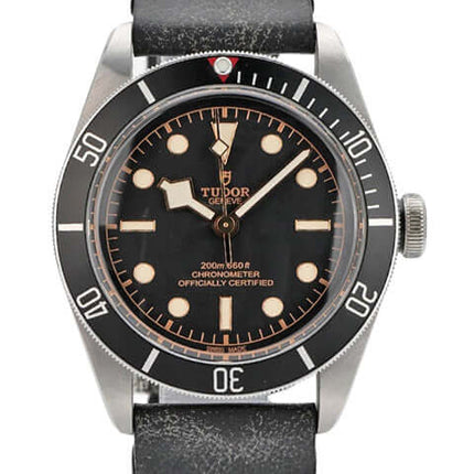 Tudor Heritage Black Bay M79230N-0008, Edelstahlgehäuse, schwarzes Lederband, Automatik, schwarzes Zifferblatt, Chronometer, 41 mm