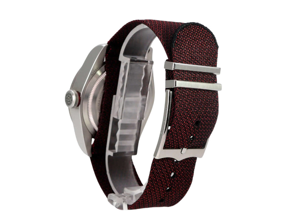 Tudor Black Bay M79230R-0009 bordeauxrotes Textilband, Edelstahlgehäuse, schwarzes Zifferblatt
