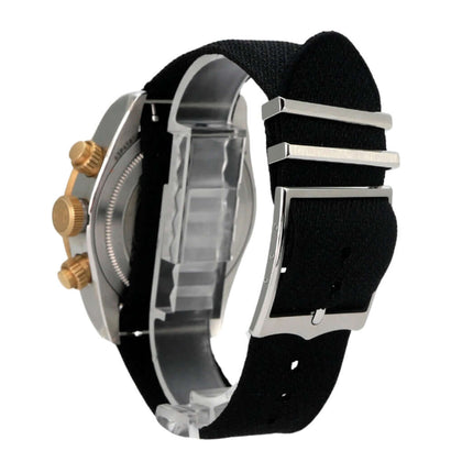 Tudor Black Bay Chrono Steel Gold Textilband M79363N-0003, Seitenansicht der Uhr mit schwarzem Textilband