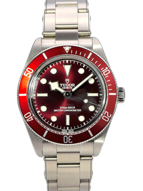 Tudor Black Bay 58 M7939A1A0RU-0002 mit bordeauxfarbenem Zifferblatt und Edelstahlarmband