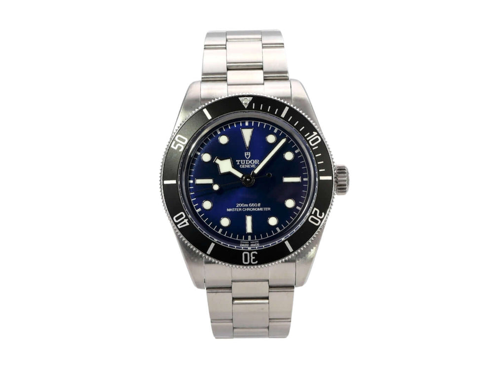 Tudor Black Bay M7943A1A0NU-0001 mit blauem Zifferblatt und Edelstahlarmband, 43 mm Durchmesser.