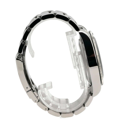 Tudor Black Bay M7943A1A0NU-0001 seitliche Ansicht der Edelstahl-Armbanduhr mit poliertem Gehäuse