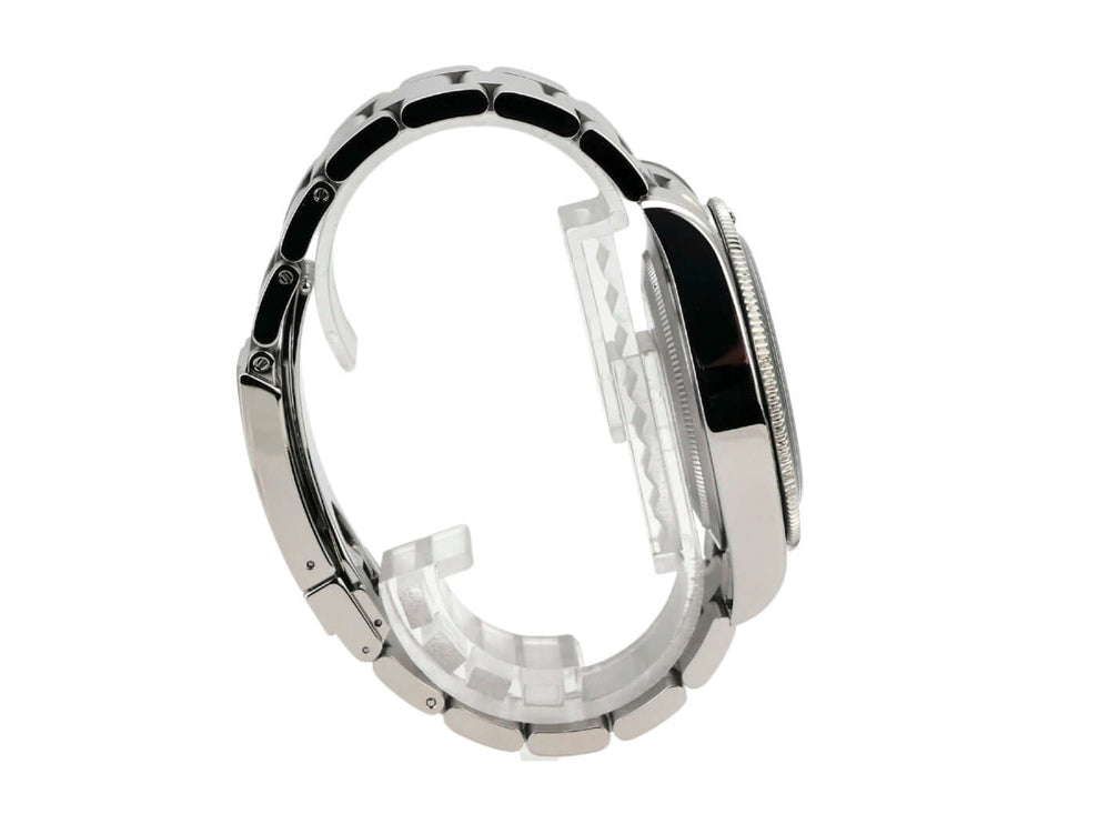 Tudor Black Bay M7943A1A0NU-0001 seitliche Ansicht der Edelstahl-Armbanduhr mit poliertem Gehäuse