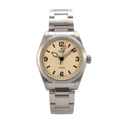 Tudor Ranger M79930-0007 Edelstahlarmbanduhr mit beigem Zifferblatt und arabischen Ziffern.