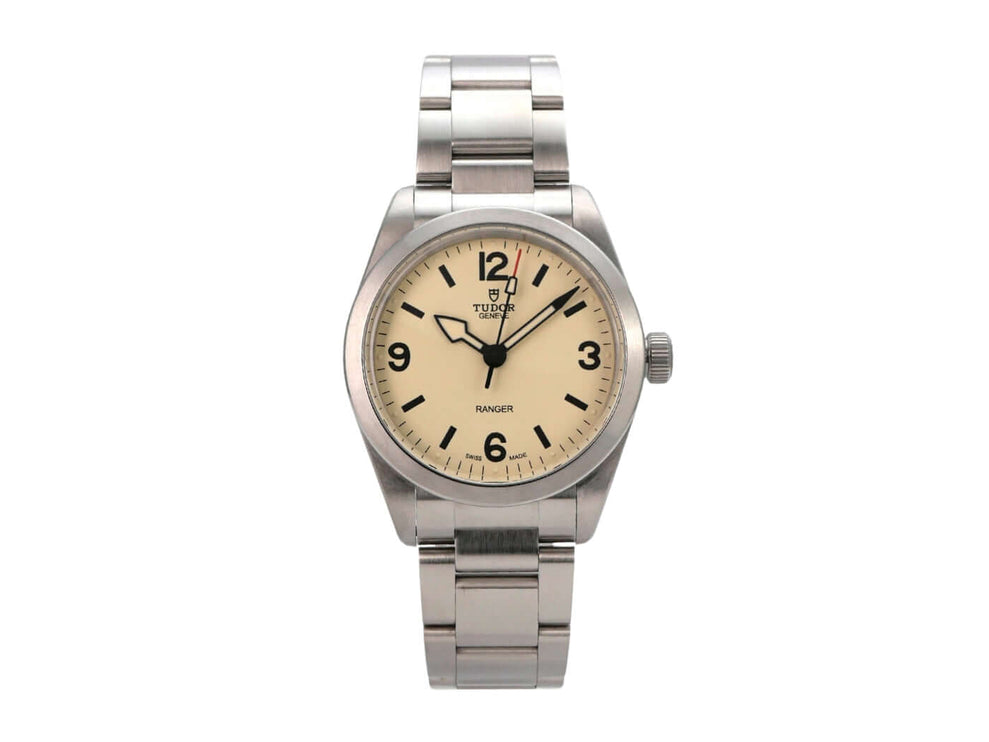 Tudor Ranger M79930-0007 Edelstahlarmbanduhr mit beigem Zifferblatt und arabischen Ziffern.