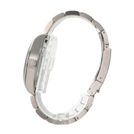 Tudor Ranger M79930-0007 seitliche Ansicht des Edelstahlgehäuses und Armbands.