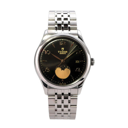 Tudor 1926 Luna Ref. M91560-0002 Uhr mit schwarzem Zifferblatt und Mondphase.