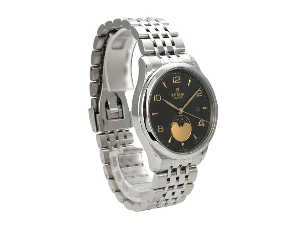 Tudor 1926 Luna Ref. M91560-0002 Uhr mit schwarzem Zifferblatt und Edelstahlarmband.