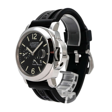 Panerai Luminor Power Reserve 44 mm PAM00090 mit schwarzem Zifferblatt und Kautschukband, chronometerzertifiziert.