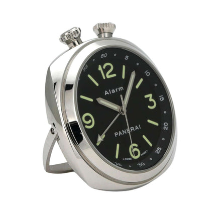 Panerai Reisewecker PAM00173 mit schwarzem Zifferblatt und arabischen Leuchtziffern, Edelstahlgehäuse, Alarmfunktion.