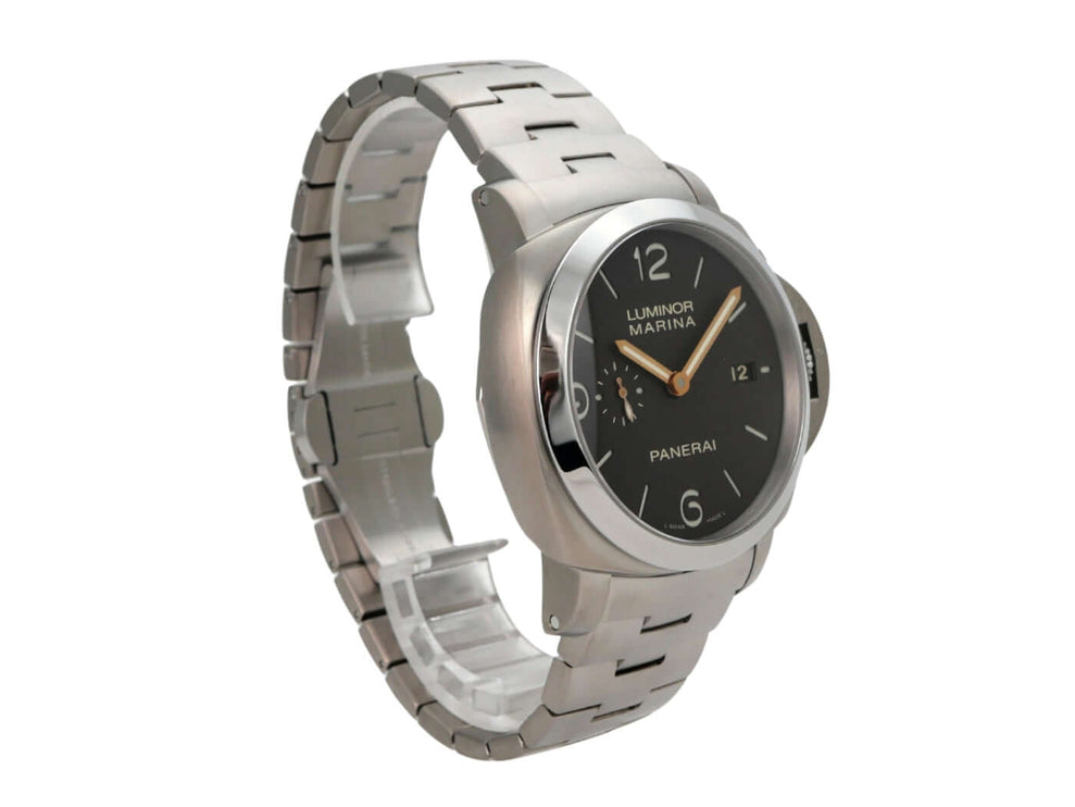 Panerai Luminor Marina 1950 3 Days Automatic Titanio PAM00352 mit schwarzem Zifferblatt und Titanarmband.