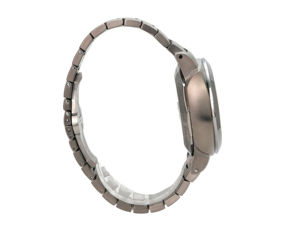 Panerai Luminor Marina 1950 3 Days Automatic Titanio PAM00352 seitliche Ansicht des Titangehäuses und Armbands.