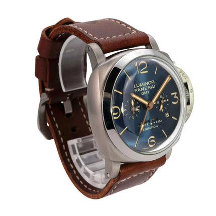 Panerai Luminor 1950 8 Days GMT Titanio PAM00670 mit braunem Lederarmband und blauem Zifferblatt