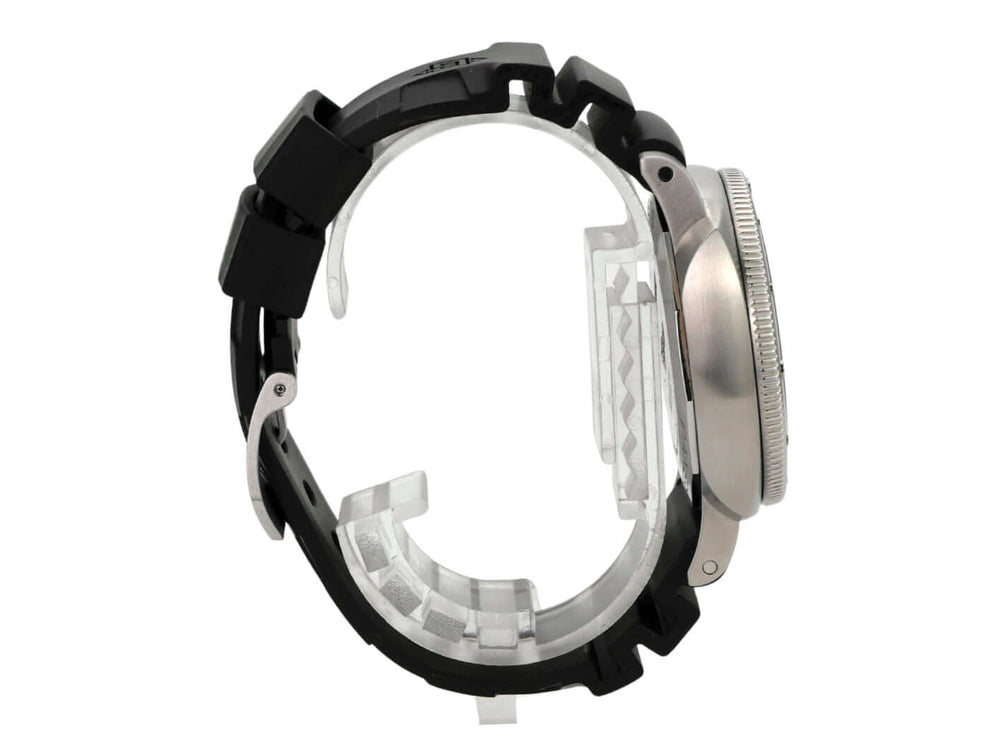 Panerai Luminor Submersible Automatic 42 PAM00973 seitliche Ansicht mit schwarzem Kautschukband und satiniertem Edelstahlgehäuse.