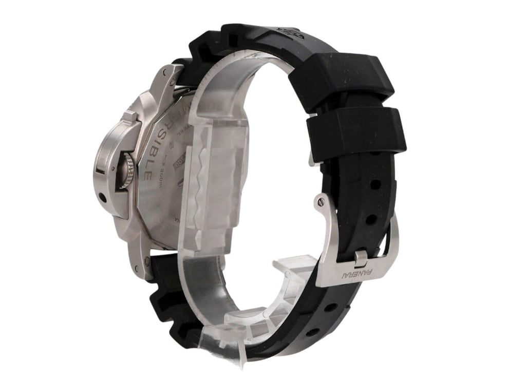 Panerai Luminor Submersible Automatic 42 PAM00973 Uhr mit schwarzem Kautschukband und satiniertem Edelstahlgehäuse.