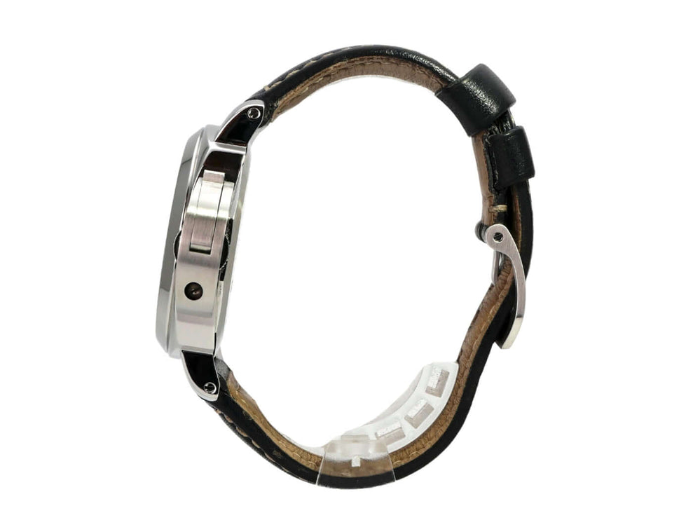 Panerai Luminor Blu Mare 44 PAM01085 mit Edelstahlgehäuse und blauem Lederarmband, seitliche Ansicht.