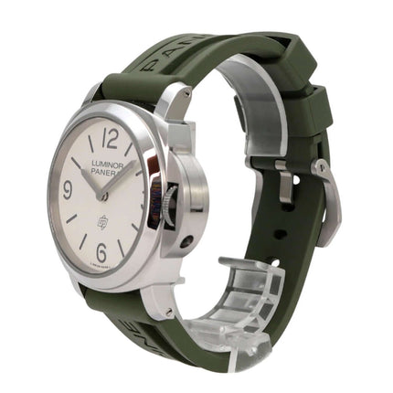Panerai Luminor Base Logo 44 PAM01087 Uhr aus Edelstahl mit grünem Kautschukband und weißem Zifferblatt