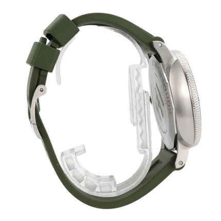 Panerai Submersible QuarantaQuattro PAM01288 mit grünem Kautschukband und poliertem Edelstahlgehäuse.