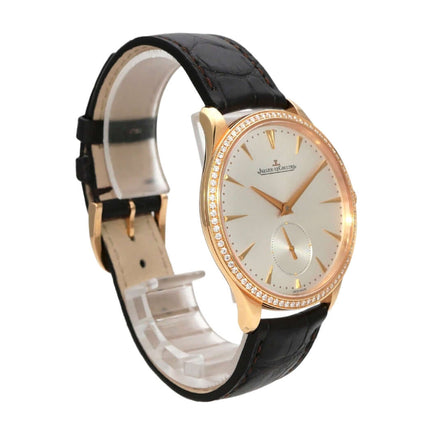 Jaeger-LeCoultre Master Grande Ultra Thin Q1272501 Uhr mit 18 kt Roségold Gehäuse, braunem Alligatorlederband und Diamantlünette.