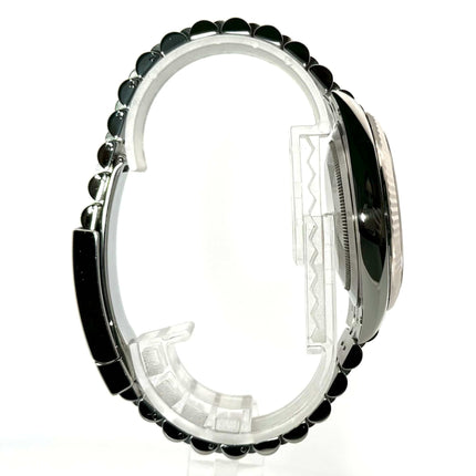 Rolex Datejust 41 Edelstahl Weißgold 126334 Seitenansicht, Silber Jubile-Band, geriffelte 18 kt Weißgold Lünette