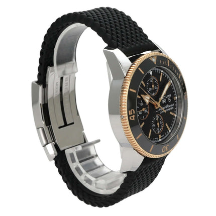 Breitling Superocean Heritage II Chronograph 44 U13313121B1S1 mit schwarzem Zifferblatt und Kautschukband