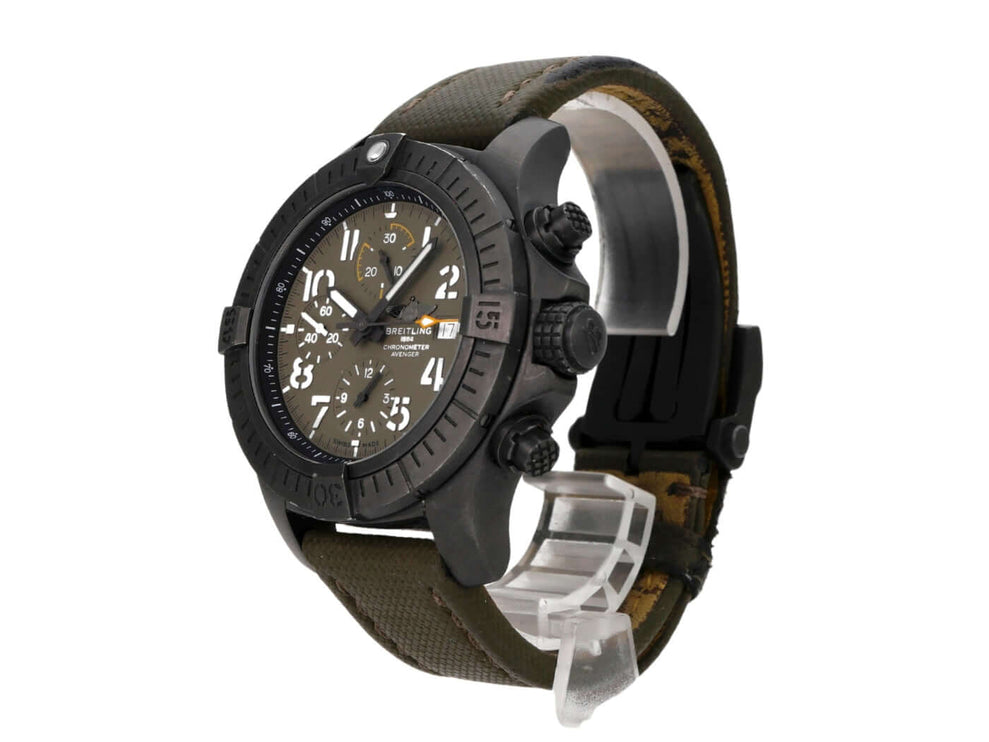 Breitling Avenger Chronograph 45 Night Mission V13317101L1X2 Uhr mit khakifarbenem Zifferblatt und DLC-beschichtetem Titan-Gehäuse