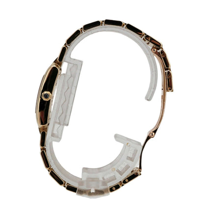 Details der Cartier Tank Francaise Armbanduhr mit Gelbgold-Armband und Faltschließe, Modell W50002N2.