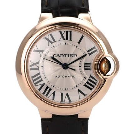 Cartier Ballon Bleu de Cartier W6920097 Rotgold Leder, 18 kt Rotgold, braunes Lederarmband, silberfarbenes Zifferblatt.