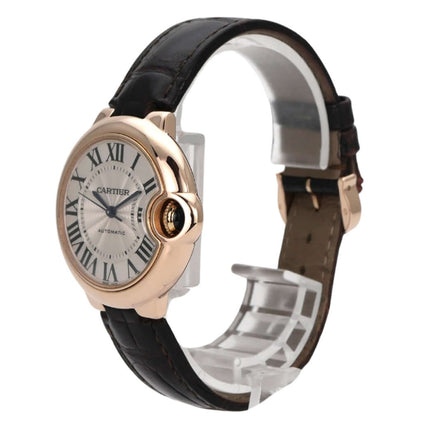 Cartier Ballon Bleu de Cartier W6920097 Rotgold Leder, polierte 18 kt Rotgolduhr mit braunem Lederarmband.