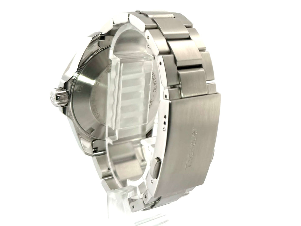 Edelstahlarmband der TAG Heuer Aquaracer 300M Calibre 5 Automatik 41 mm Ref. WAY211A.BA0928, satiniertes Finish und Faltschließe.