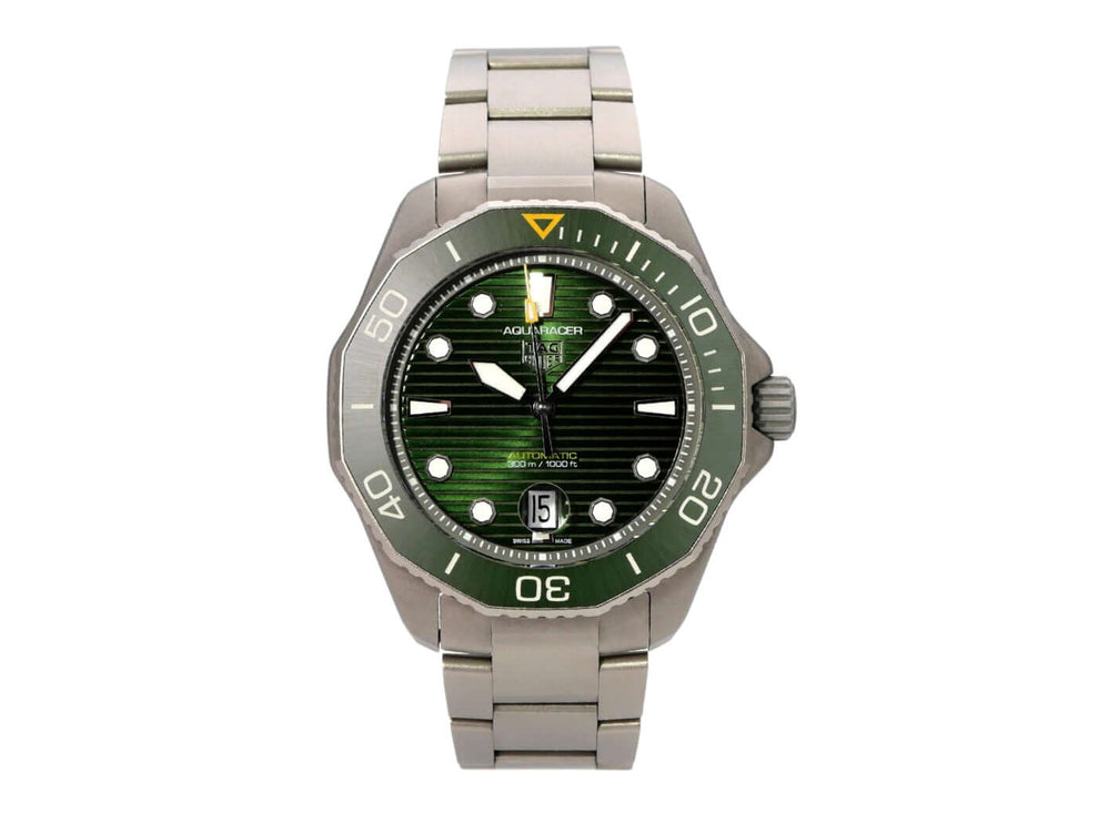 TAG Heuer Aquaracer Professional 300 Date WBP208B.BF0631, grüne Taucheruhr aus Titan mit Automatik und Datumsanzeige