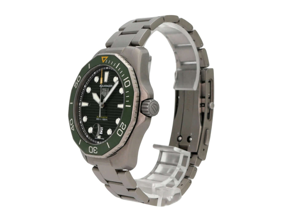 TAG Heuer Aquaracer Professional 300 Date WBP208B.BF0631 Titanuhr mit grünem Zifferblatt und Keramiklünette