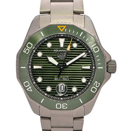 TAG Heuer Aquaracer Professional 300 Date WBP208B.BF0631, Titan Gehäuse, grünes Zifferblatt, Automatik Uhr