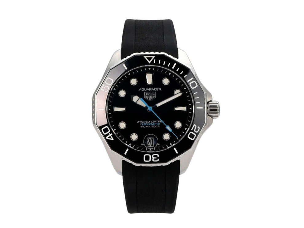 TAG Heuer Aquaracer Professional 300 Date WBP5110.FT6257 schwarze Taucheruhr mit Kautschukband und leuchtenden Indizes.