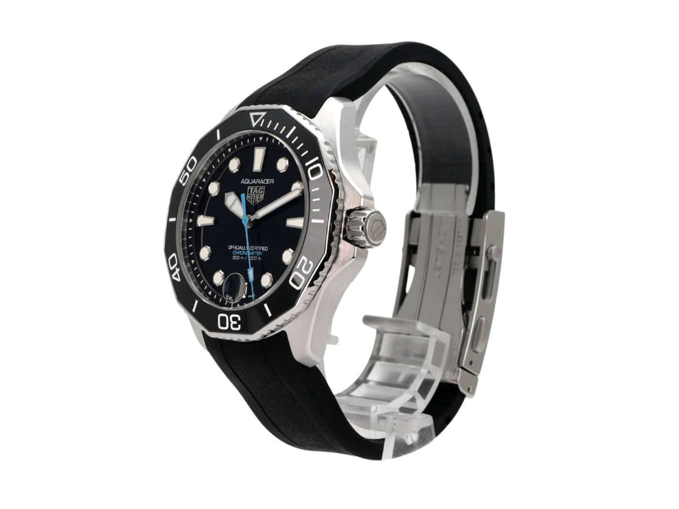 TAG Heuer Aquaracer Professional 300 Date WBP5110.FT6257 mit schwarzem Kautschukband und Edelstahlgehäuse.