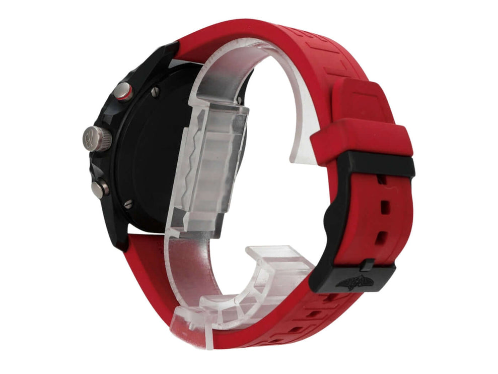 Breitling Endurance Pro X82310D91B1S1 mit rotem Kautschukband und schwarzem Gehäuse, seitliche Ansicht.
