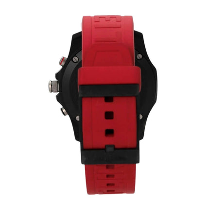 Breitling Endurance Pro X82310D91B1S1 Rückansicht mit rotem Kautschukband und schwarzem Gehäuse.