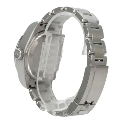 Tudor Heritage Black Bay Pro M79470-0004 Edelstahlarmband und Gehäuseansicht mit polierter und satinierter Oberfläche.