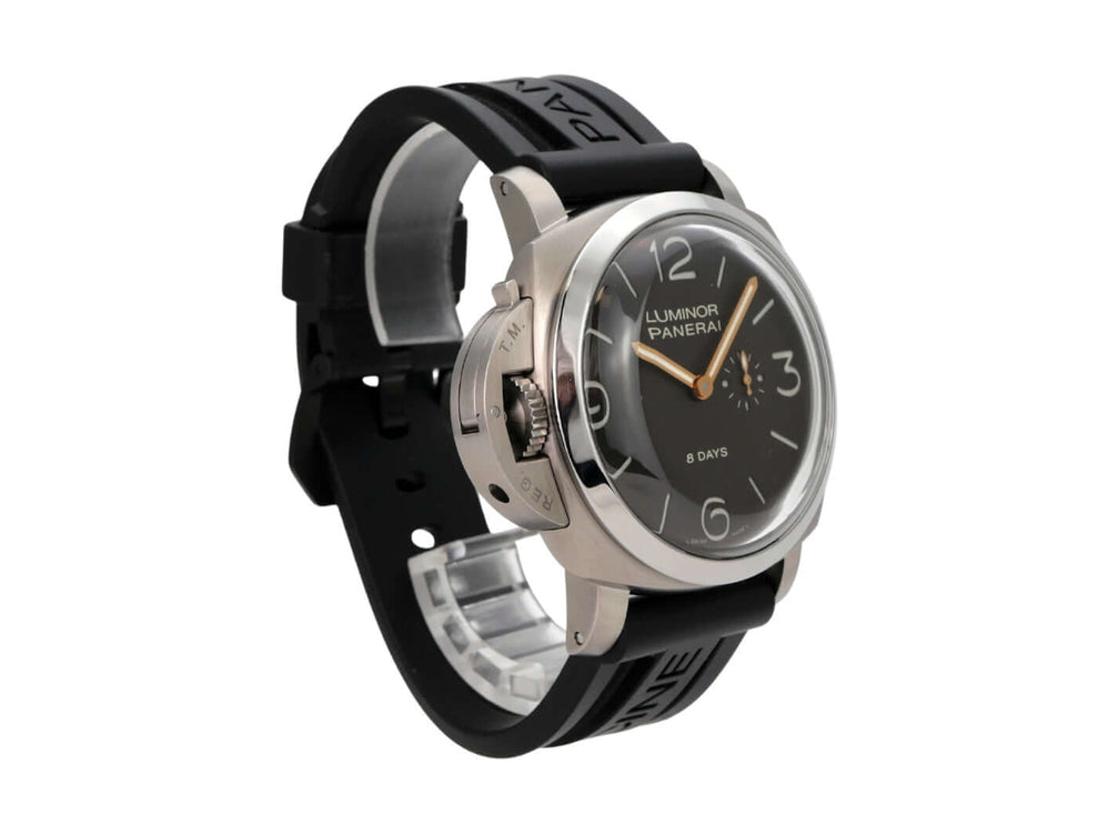 Panerai Luminor 1950 Left-Handed 8 Days Titanio PAM00368 mit poliertem Titan-Gehäuse und schwarzem Kautschukband.