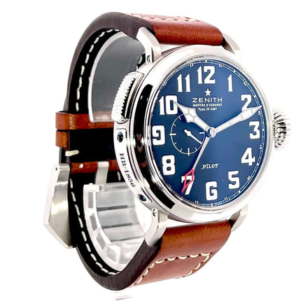 Zenith Pilot Aeronef Type 20 GMT 03.2430.693-21.C723 Uhr mit braunem Lederband und schwarzem Zifferblatt, poliertes Edelstahlgehäuse