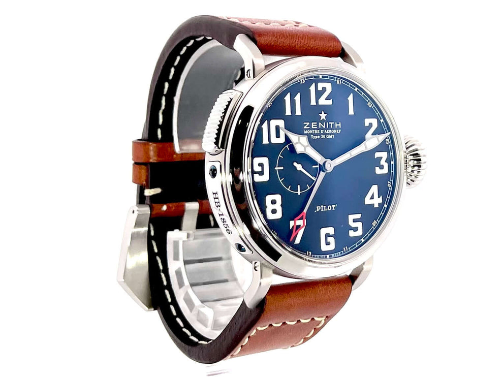 Zenith Pilot Aeronef Type 20 GMT 03.2430.693-21.C723 Uhr mit braunem Lederband und schwarzem Zifferblatt, poliertes Edelstahlgehäuse