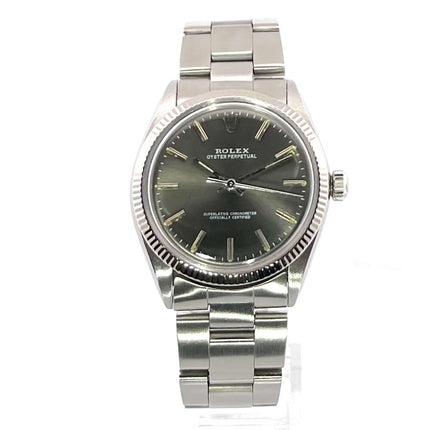 Rolex Oyster Perpetual 34 Ref. 1005 Edelstahlgehäuse, graues Zifferblatt mit Leuchtindizes, Oysterband, gebraucht, sehr guter Zustand.