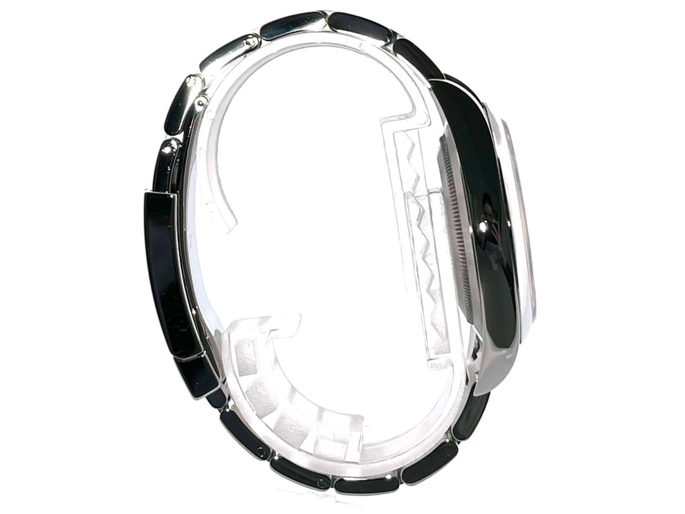 114300-schwarz-2019-236-64OdPlNKUA6dLN