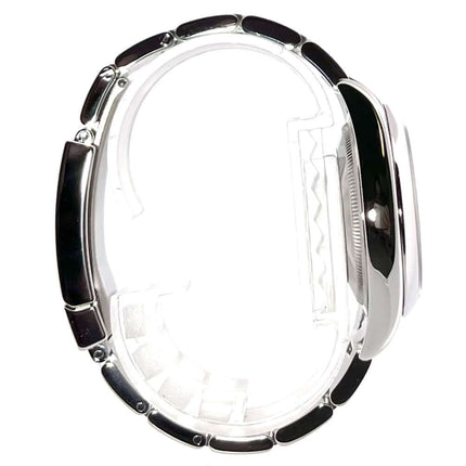 Seitenansicht der Rolex Oyster Perpetual 36 Ref. 116000 mit Edelstahlgehäuse und satiniertem Armband