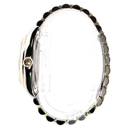 Seitenansicht der Rolex Datejust 36 Edelstahl Gelbgold 116233 mit Jubilé Band und poliertem Gehäuse.