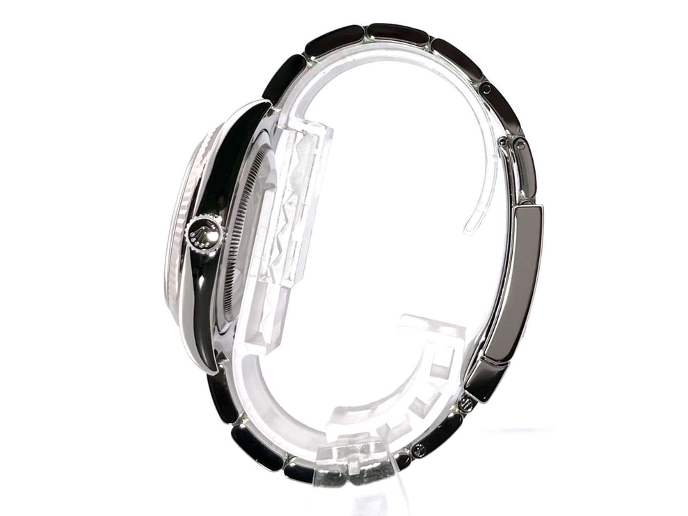 116234-schwarz-2010-110-5