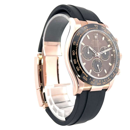 Rolex Daytona 116515LN Everose-Gold mit schwarzen Oysterflex-Armband und braunem Zifferblatt, Keramik Lünette, 18 kt poliert und satiniert.