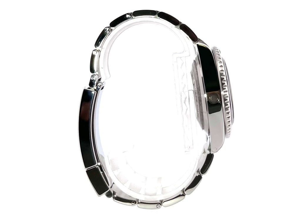 Rolex Sea-Dweller 4000 Ref. 116600 Seitenansicht mit poliertem und satiniertem Edelstahlgehäuse und satiniertem Oyster-Armband