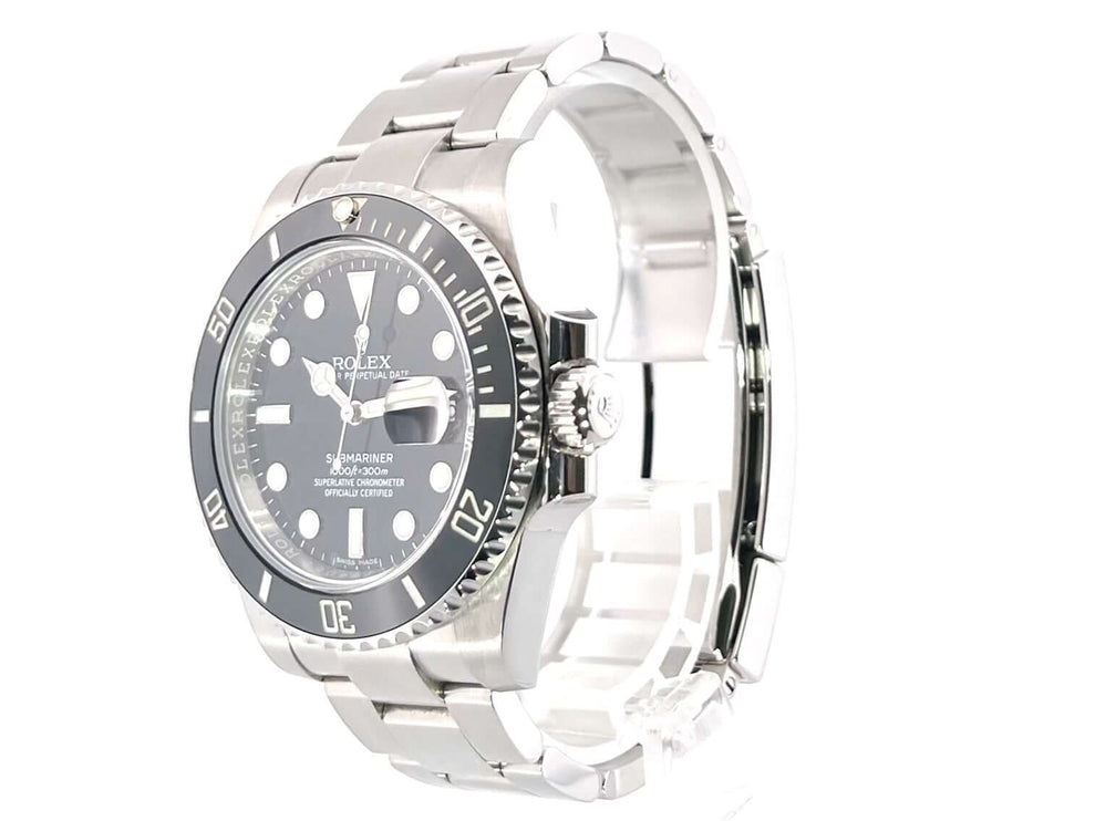 Rolex Submariner Date 116610LN Edelstahl, 40mm Gehäuse, schwarzes Zifferblatt und Keramik Lünette, poliertes und satiniertes Oyster Armband